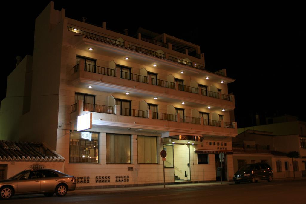 Hotel El Paraiso Caleta De Velez Exteriör bild